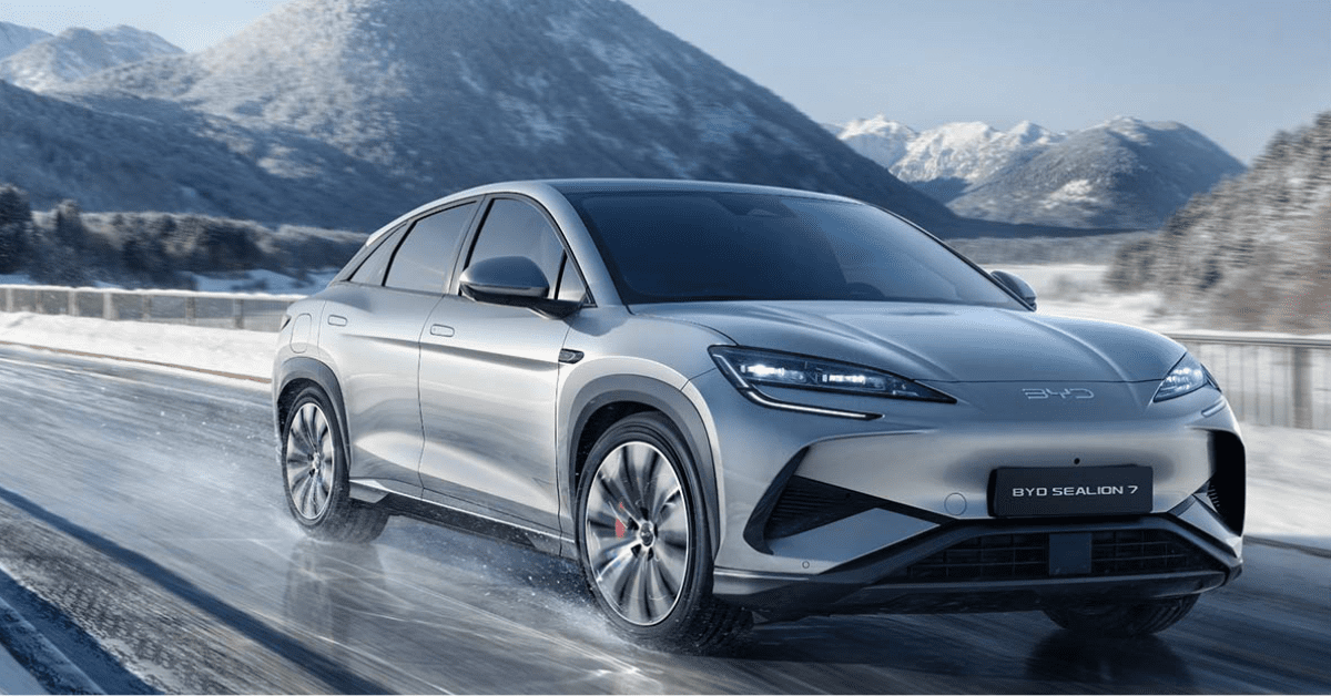 BYD asegura que la inteligencia artificial ya conduce mejor que los humanos